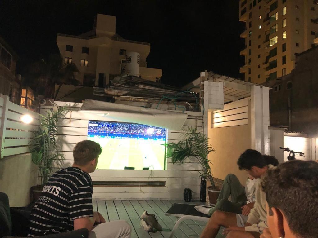 דירת סטודיו יפיפיה על גג ומרפסת שמש ברחוב הירקון Apartment Tel Aviv Exterior foto